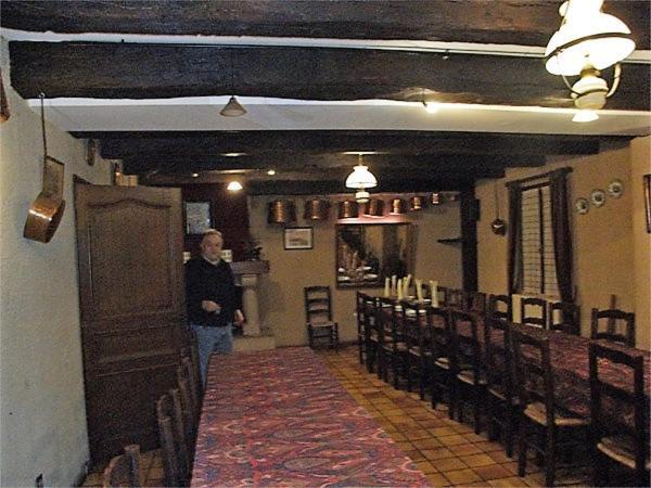 Auberge De La Poste Вильфранш-де-Руэрг Экстерьер фото